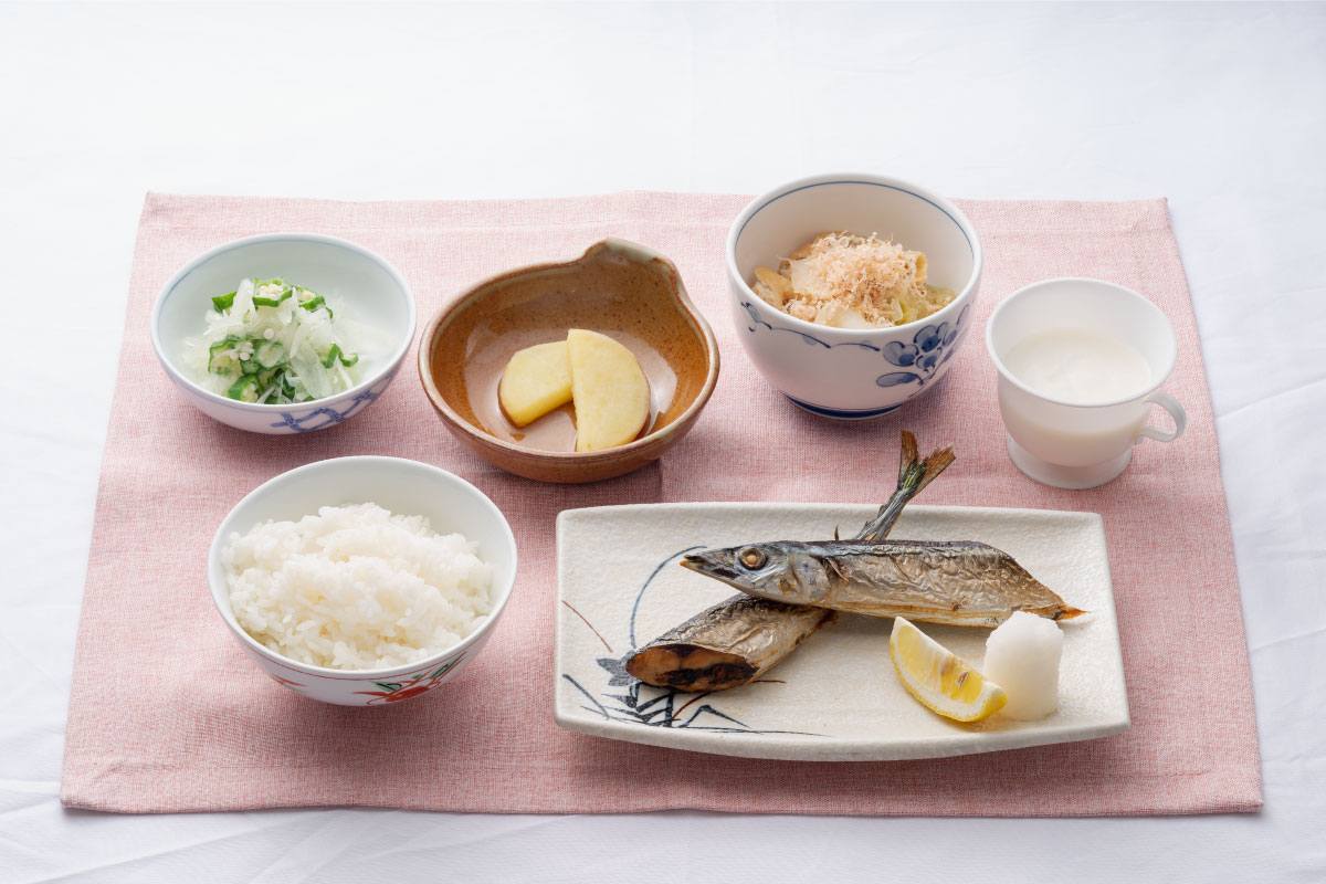 秋刀魚の塩焼き